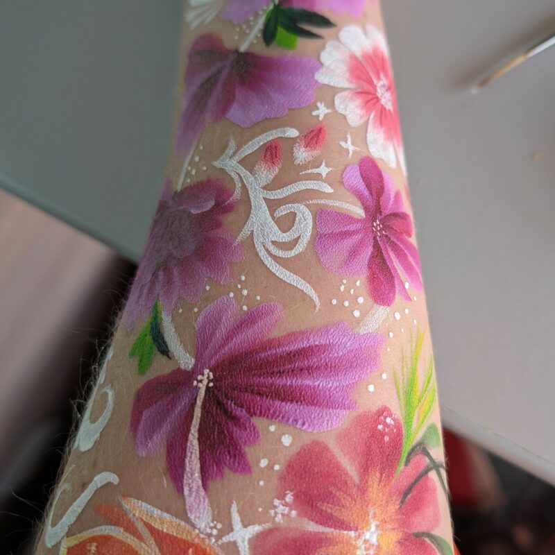 Body 06-avant bras fleur rose-violette