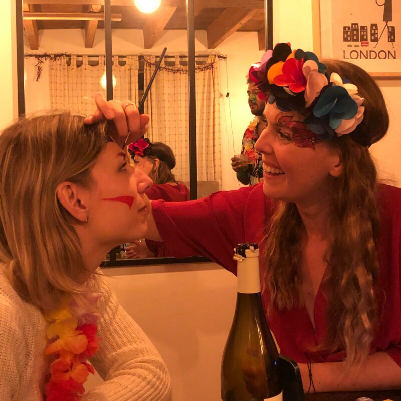 Adultes01-fanny et une copine
